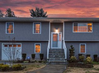 130 Amsterdam Ave, West Babylon, NY 11704