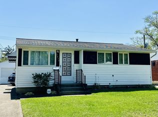 3977 Sexton Dr, Columbus, OH 43228