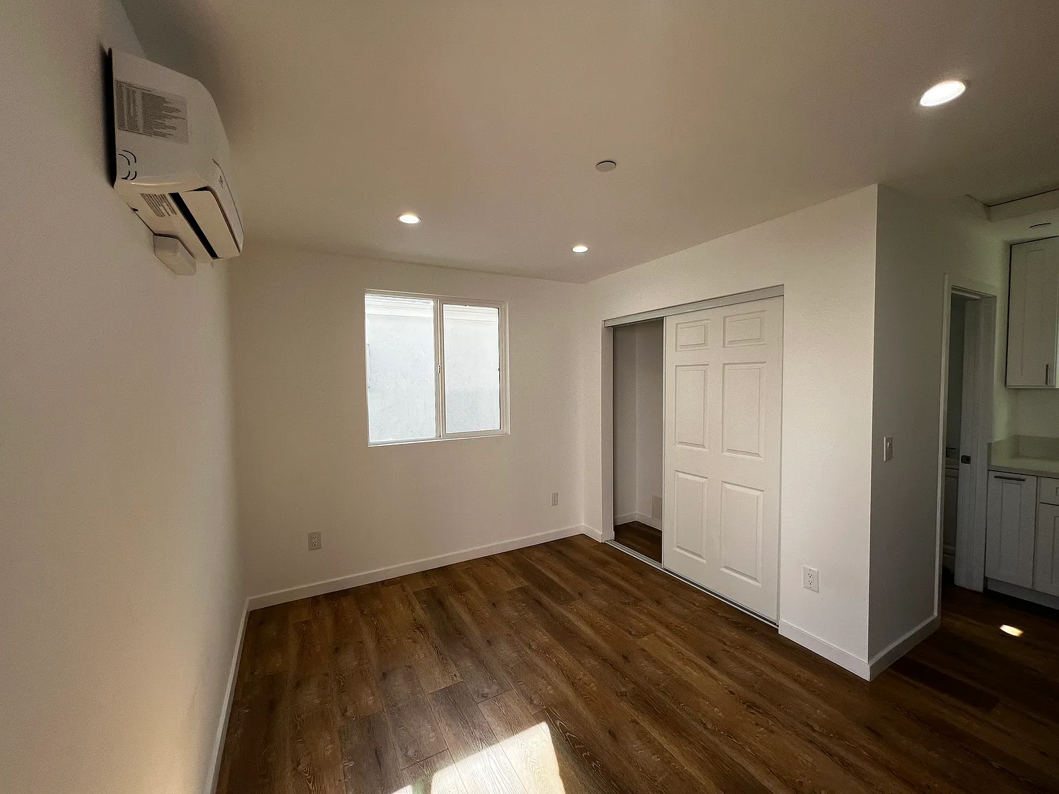 Studio, $1,395 — Photo 1