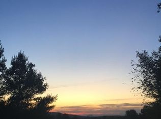 7 Handhill Rd, New Lebanon, NY 12125