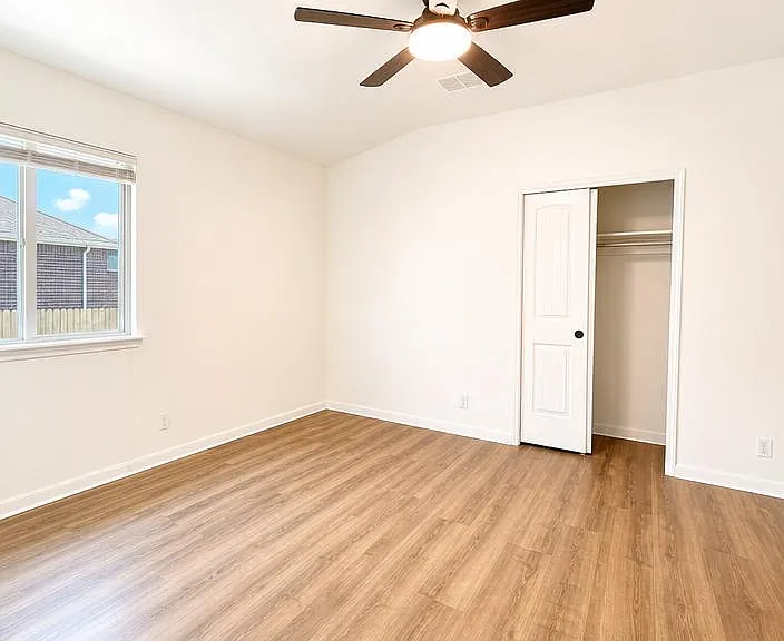 1203 Sunny Meadows Loop — Photo 12
