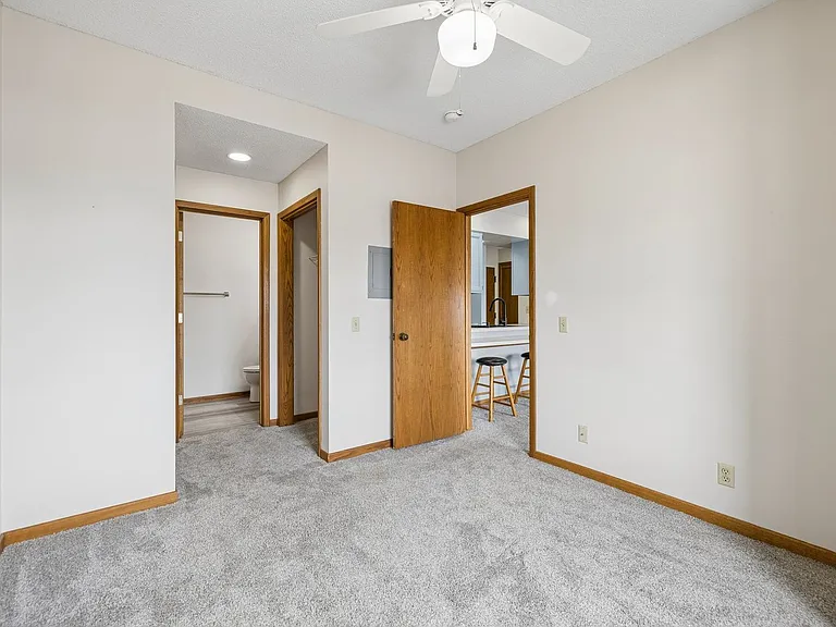 139 N 11th St #1003 — Photo 17