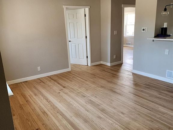 4th image of 7271 Magnolia Street