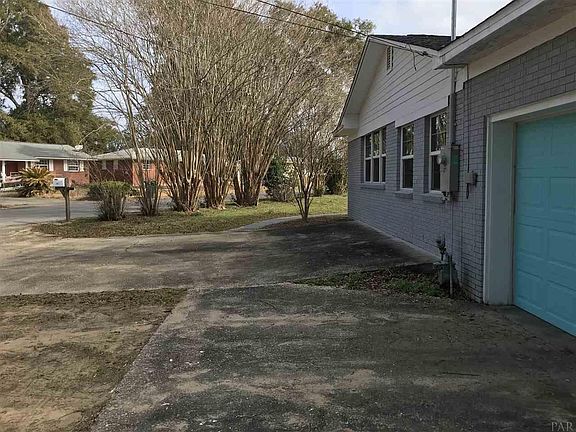 5th image of 5811 Linda St