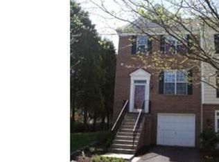 25320 Herring Creek Dr, Chantilly, VA 20152