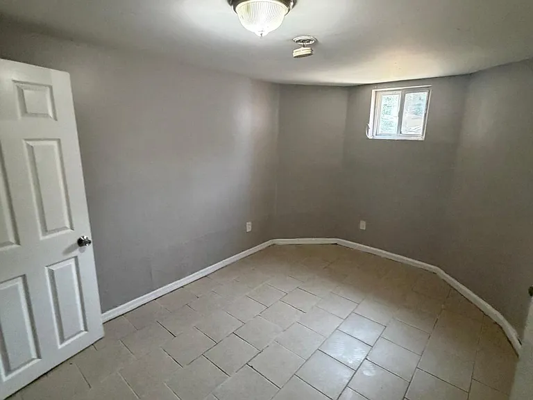 10 Fairmount Ave #A — Photo 6