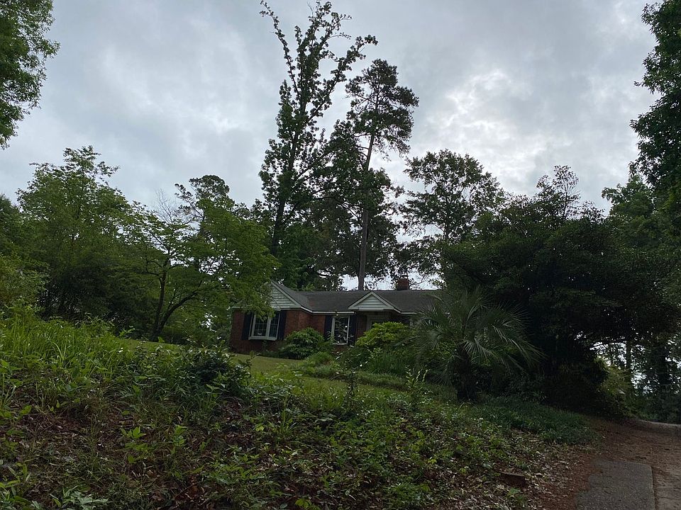 1st image of 2315 Redwood Dr