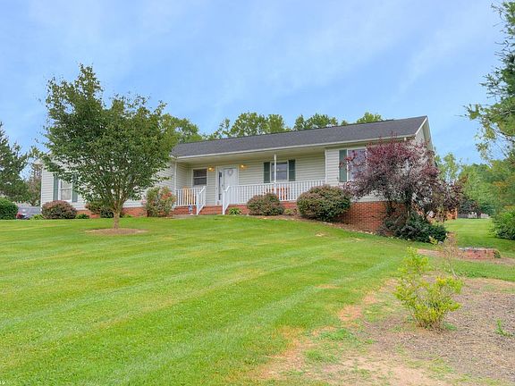 4th image of 1445 W View Dr