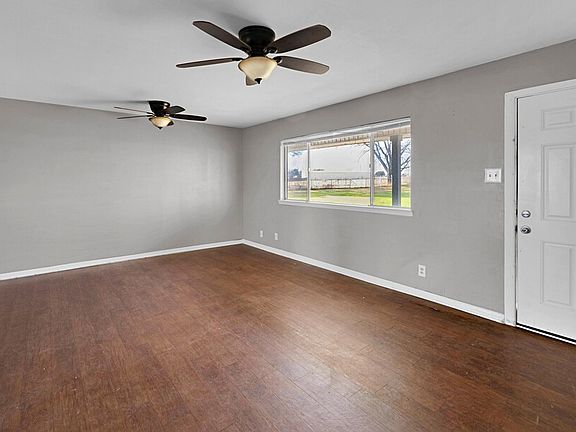 3rd image of 201 Old Steinbeck Rd