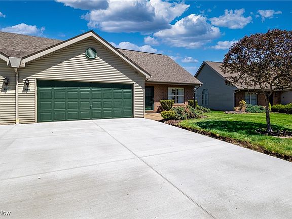 2nd image of 4317 Steuben Woods Dr