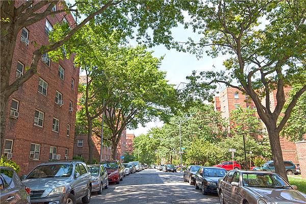 1st image of 13701 83rd Ave #5B