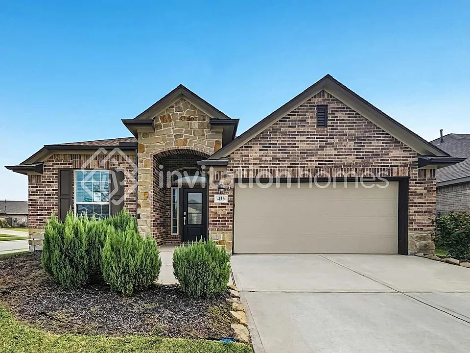 433 Pecan Landing Ln