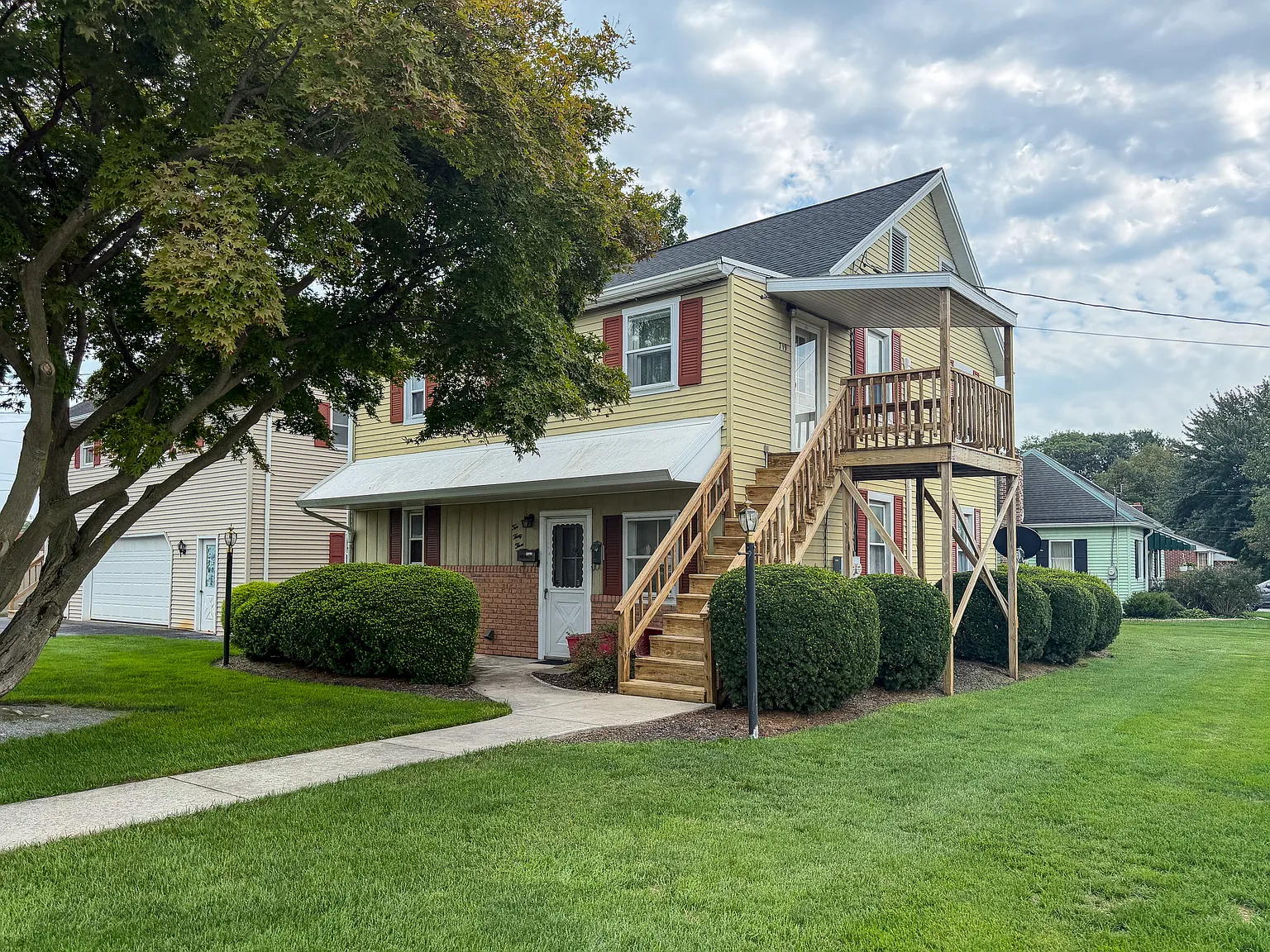 2 bed, 684 sqft, $1,095 — Photo 1