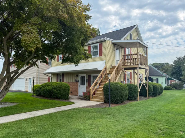 719 Oak St #719, Akron, PA 17501