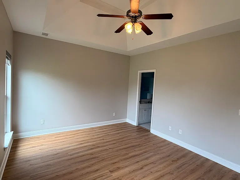 4573 Logans Way — Photo 17