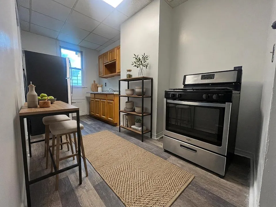 120 Norwood Ave #3