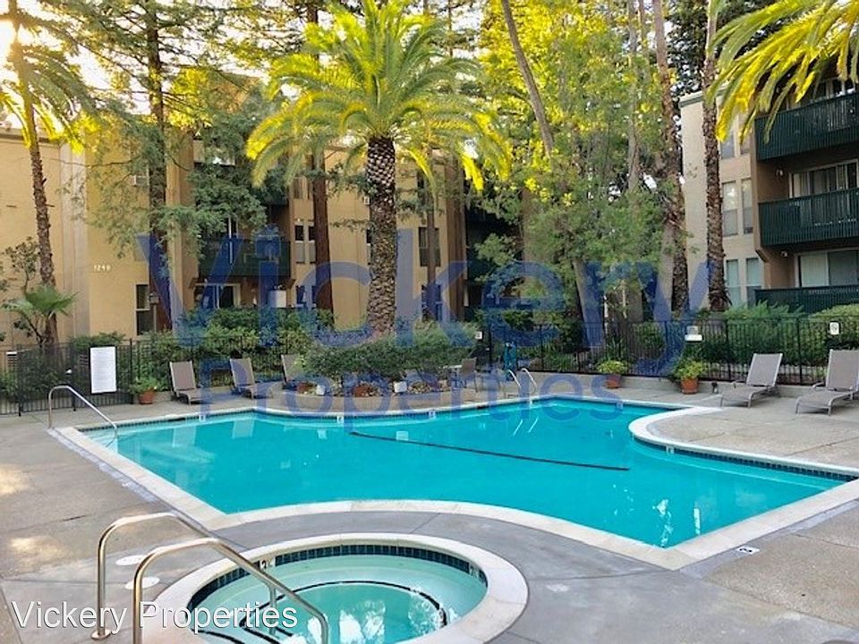 1st image of 175 Sierra Dr APT 106