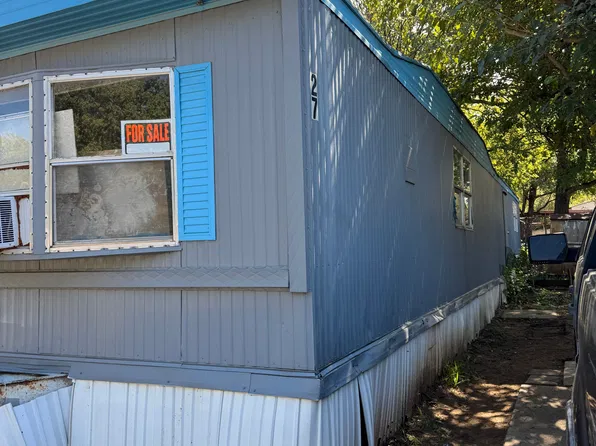 520 North Rd Trailer 27, Kennedale, TX 76060