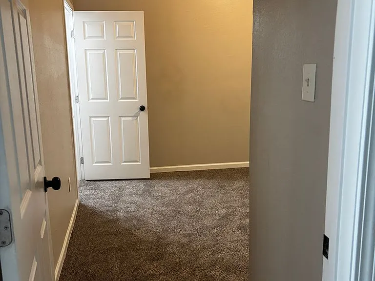 2281 Virginia St — Photo 16