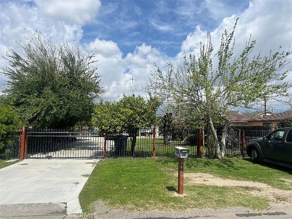 1st image of 24576 4th St
