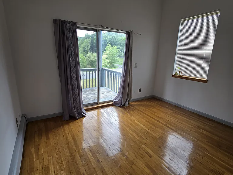 15 Hunns lake Rd — Photo 16