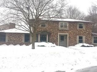 2596 Trillium Cir, Green Bay, WI 54313