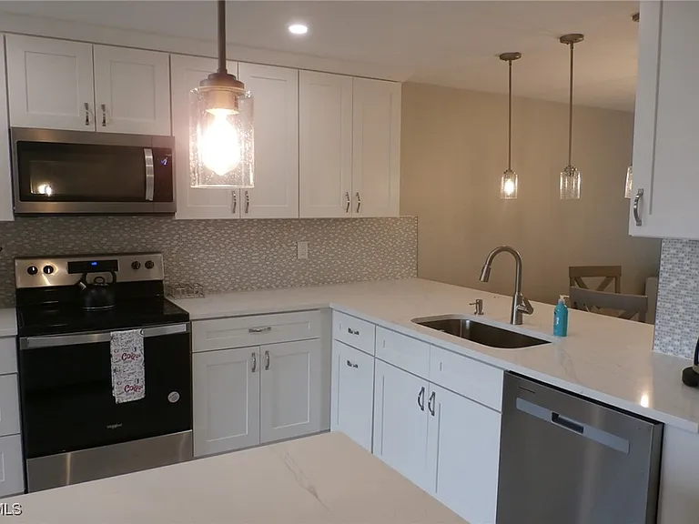 12621 Kelly Sands Way #305 — Photo 5