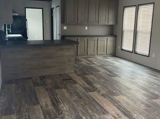 506 10th St, Ogden, KS 66517