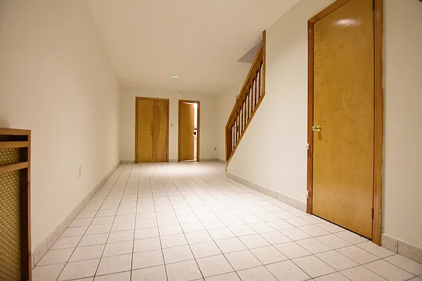 Rented by Balass Ralph, LREB | media 15