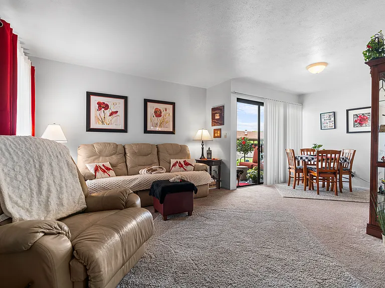 Creekside Terre Apartments — Photo 27