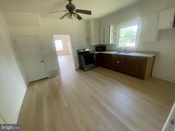 2nd image of 41 S Main St