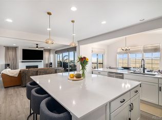 7338 S Yantley Way, Aurora, CO 80016