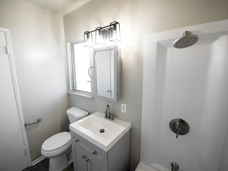 450 Live Oak — Photo 14