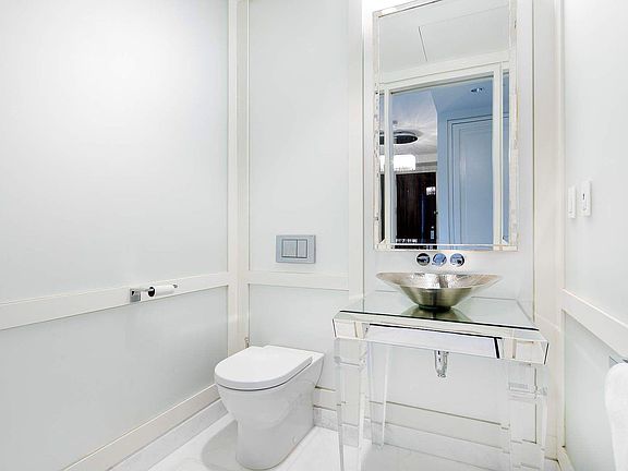 5th image of 20 W 53rd St #20C