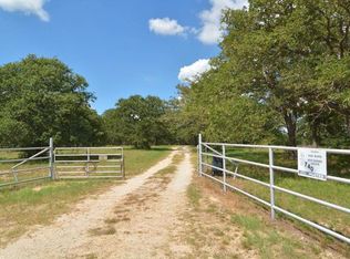 722 Sand Hills Rd, Red Rock, TX 78662