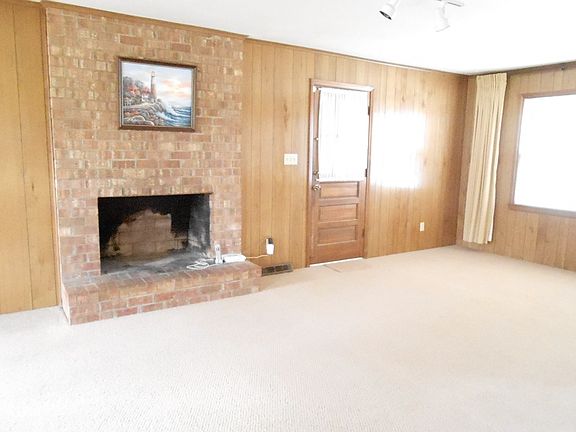4th image of 6509 Pencade Ln