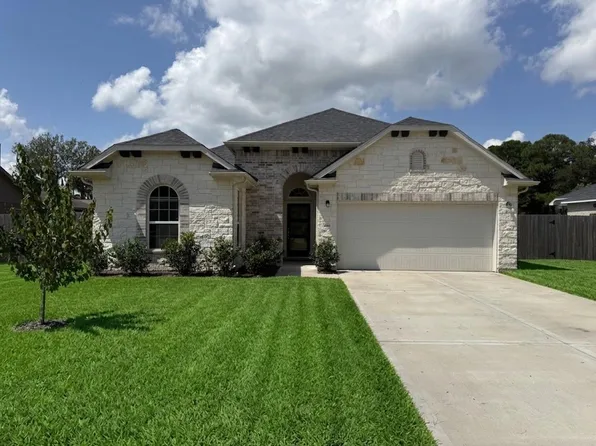 439 S Amherst Dr, West Columbia, TX 77486