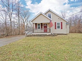 2414 Golf Dr, Cincinnati, OH 45239