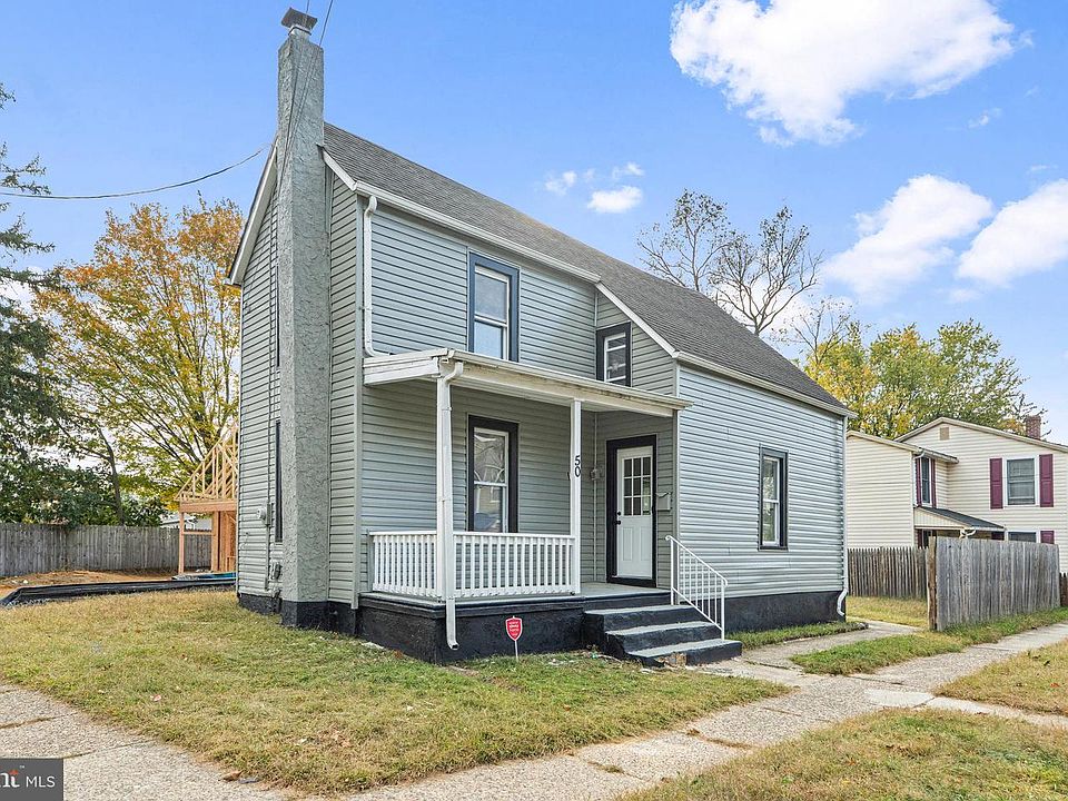 1st image of 50 Pine St