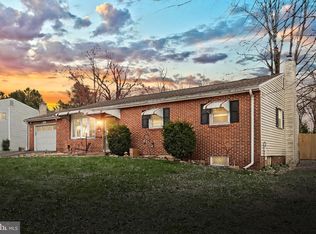 6413 Cannon Dr, Mechanicsburg, PA 17050