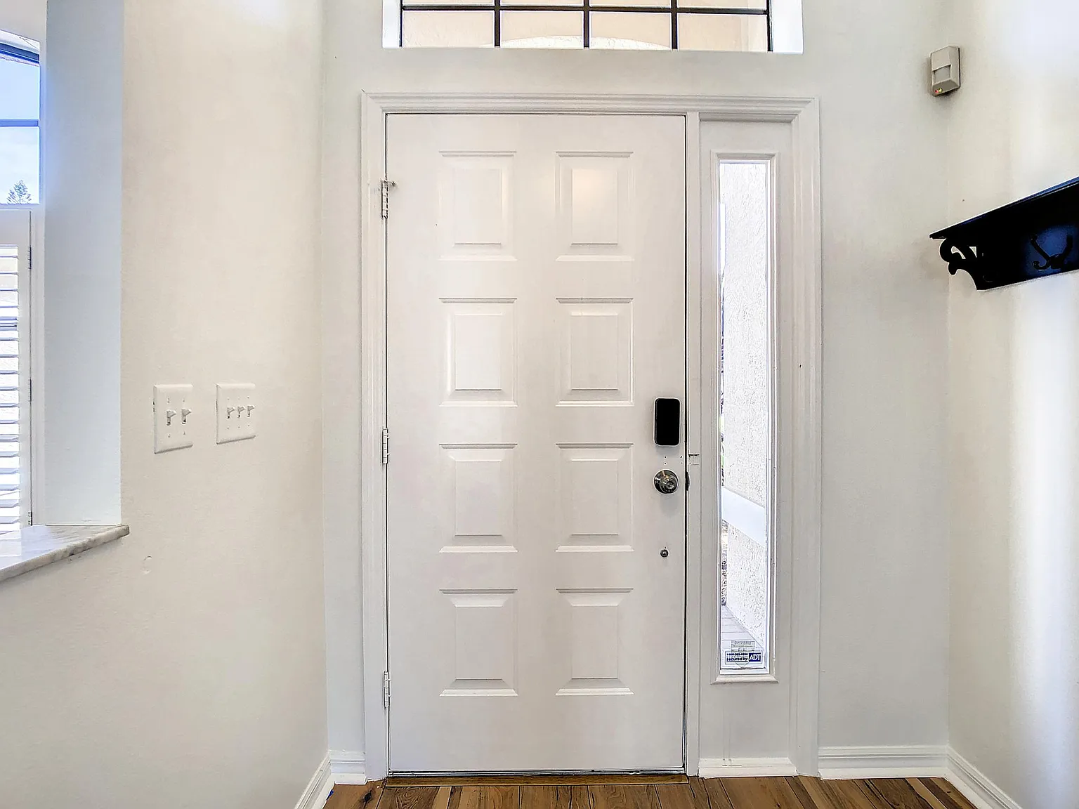 3 bed, 1730 sqft, $2,900 — Photo 4