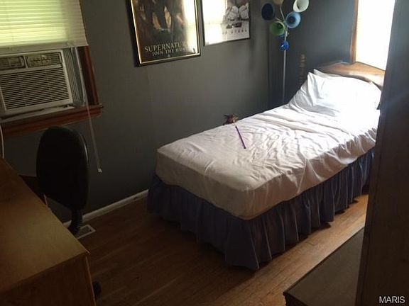 5th image of 4329 Saint Regina Ln