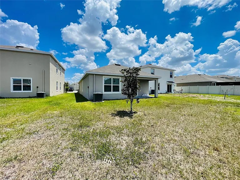 17043 Oval Rum Dr — Photo 15