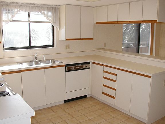 Bright Open Kitchen