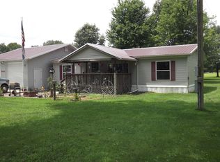 3633 Kendale Acres Rd, Tamaroa, IL 62888