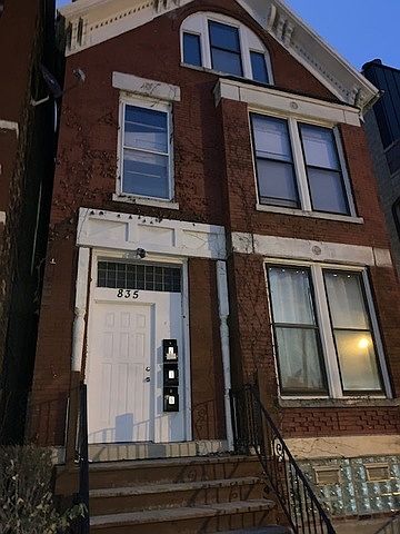 1st image of 835 N Paulina St #2