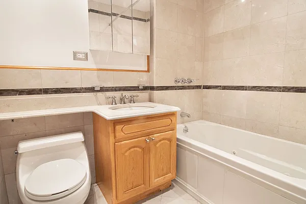 Rented by WAM Partners - William Moses Co. | media 28