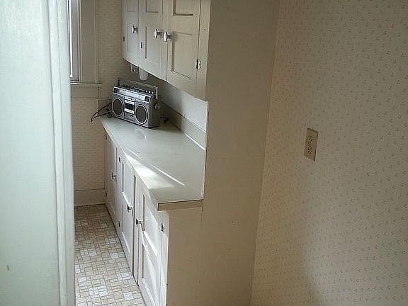 2nd image of 273-275 Forest Hill Dr #273275