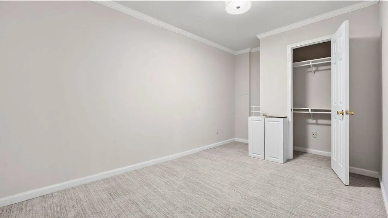 2787 Parliament Ct — Photo 2