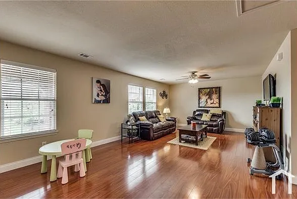 13034 Ambrose Dr — Photo 13